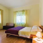 Gorgeous Home In Pula