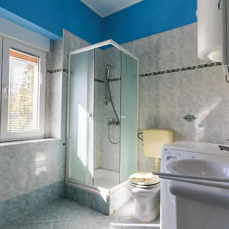 Beautiful Home In Pula With Wifi Pula