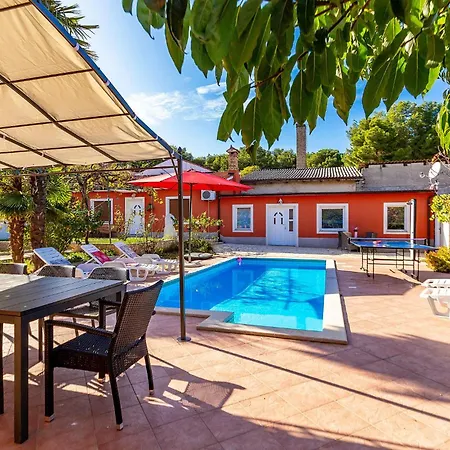 Holiday home Beautiful Home In Pula With Wifi *