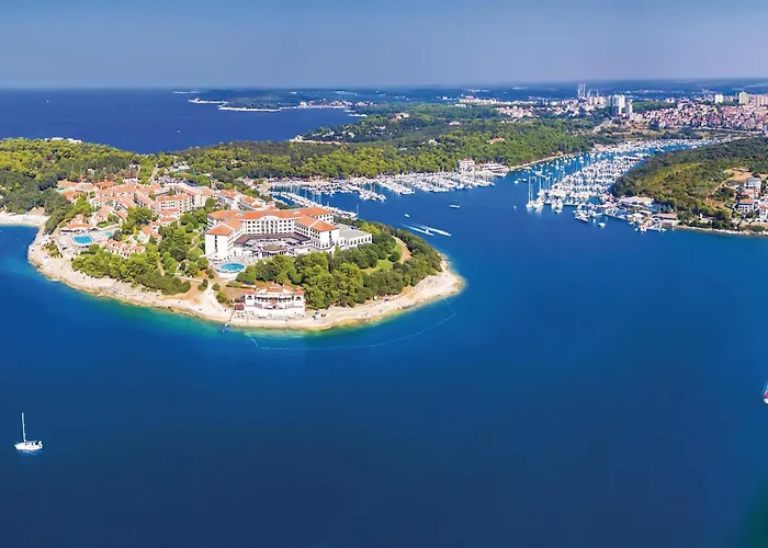 Tatil Evi Beautiful In With Wifi Pula
