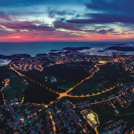 Beautiful In With Wifi 풀라