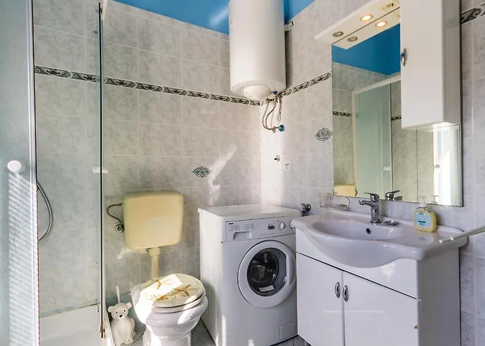 Beautiful Home In Pula With Wifi Pula