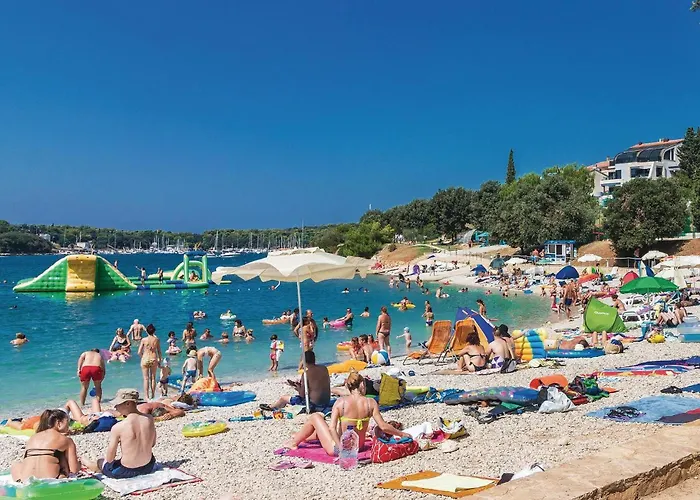 Beautiful Home In Pula With Wifi